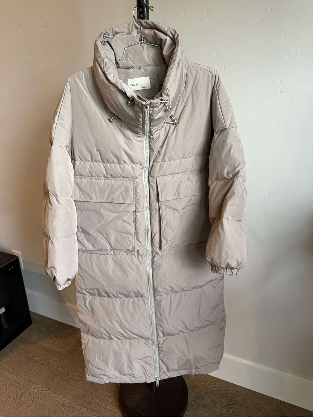 NAP Lattelier Patched Pocket Long Puffer Down Coat in Light Taupe Sand Small